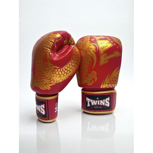 Боксерские перчатки TWINS Special FBGVL3-49 red 14 oz