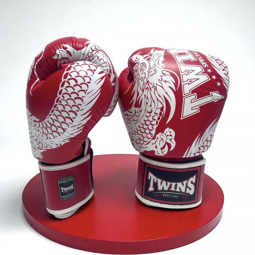 Боксерские перчатки TWINS Special FBGVL3-49 red white 10 oz