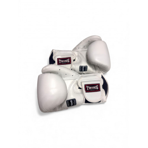 Боксерские перчатки Twins Special BGVL6 white white 12 oz
