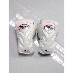 Боксерские перчатки Twins Special BGVL6 white white 12 oz
