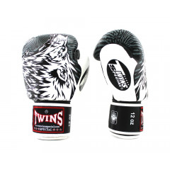 Боксерские перчатки Twins FBGVL50 white 12 oz