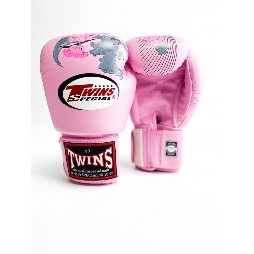 Боксерские перчатки Twins FBGVL3-13 pink 12 oz