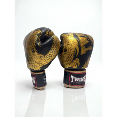 Боксерские перчатки TWINS FBGVL3-49 black gold 16 oz