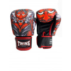 Боксерские перчатки Twins FBGVL3-58 (Кабуки) red 12 oz
