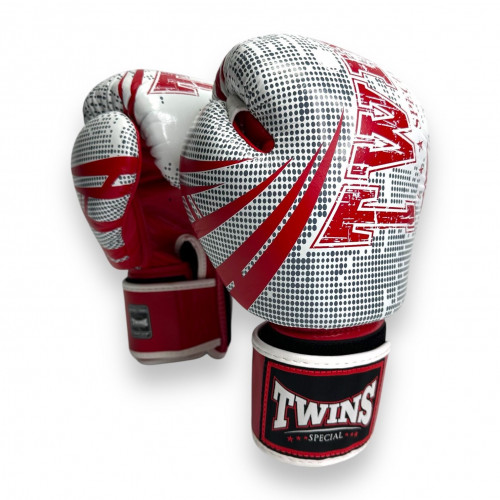 Боксёрские перчатки FBGVL3-TW5 white red 10 oz